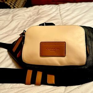 Man's Coach Fannie pack authentic